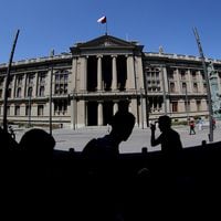 La batalla por los excedentes de afiliados de ex Masvida escala a la Suprema: Corte zanjará quién paga la cuenta