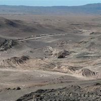 Derrumbe mantiene a trabajador atrapado a 260 metros bajo tierra en mina de Camarones: Senapred declara alerta amarilla