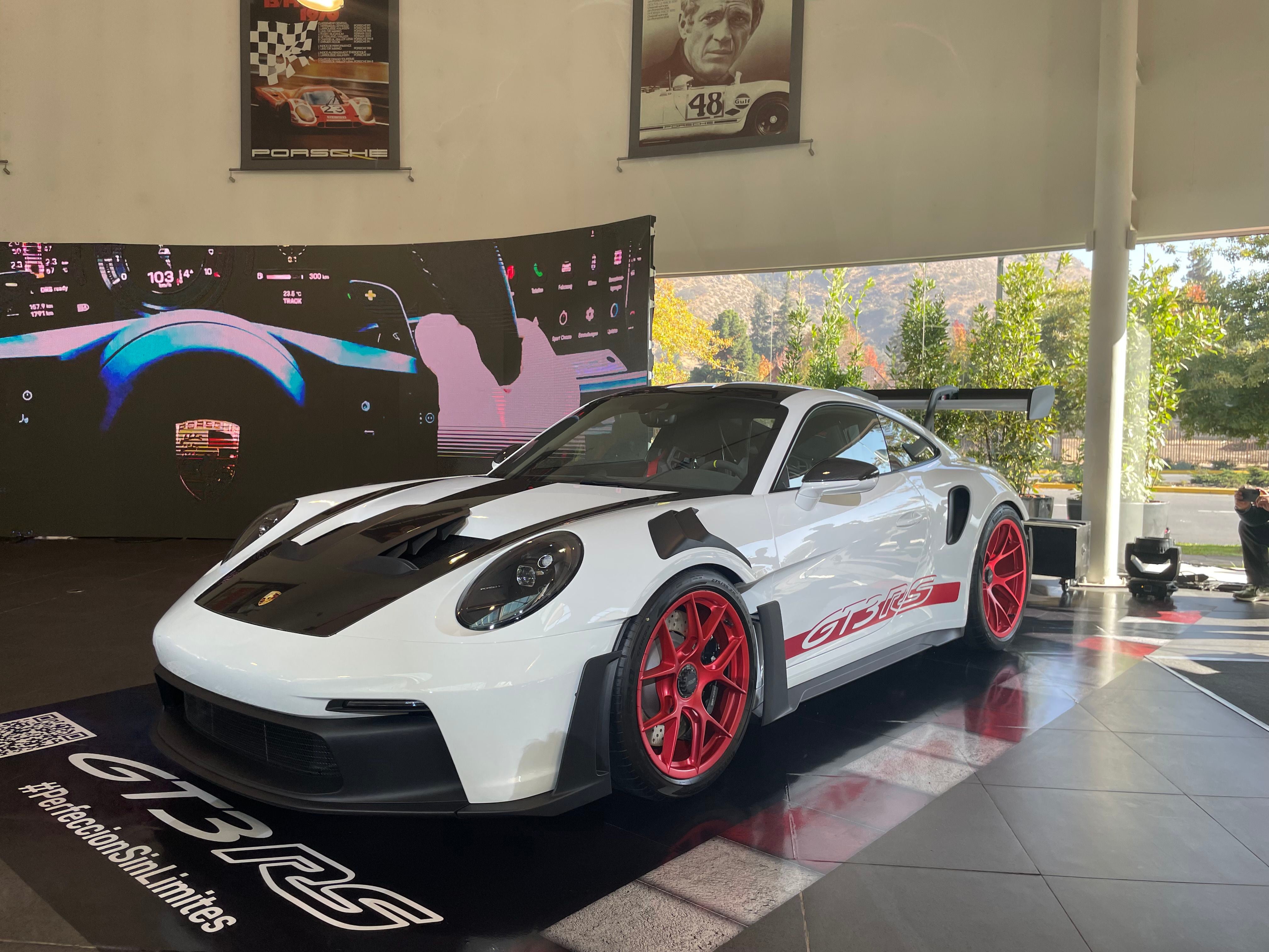 ¡Aterriza la bestia alemana! Ya está en Chile el Porsche 911 GT3 RS