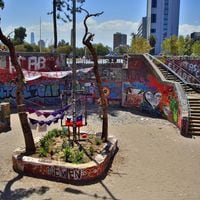 Un memorial en suspenso: posible hito conmemorativo del estallido social en Plaza Baquedano sigue sin definiciones