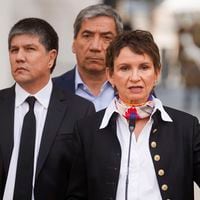 La inquietud del PPD por la sobrexposición de Tohá y la amenaza de Bachelet 