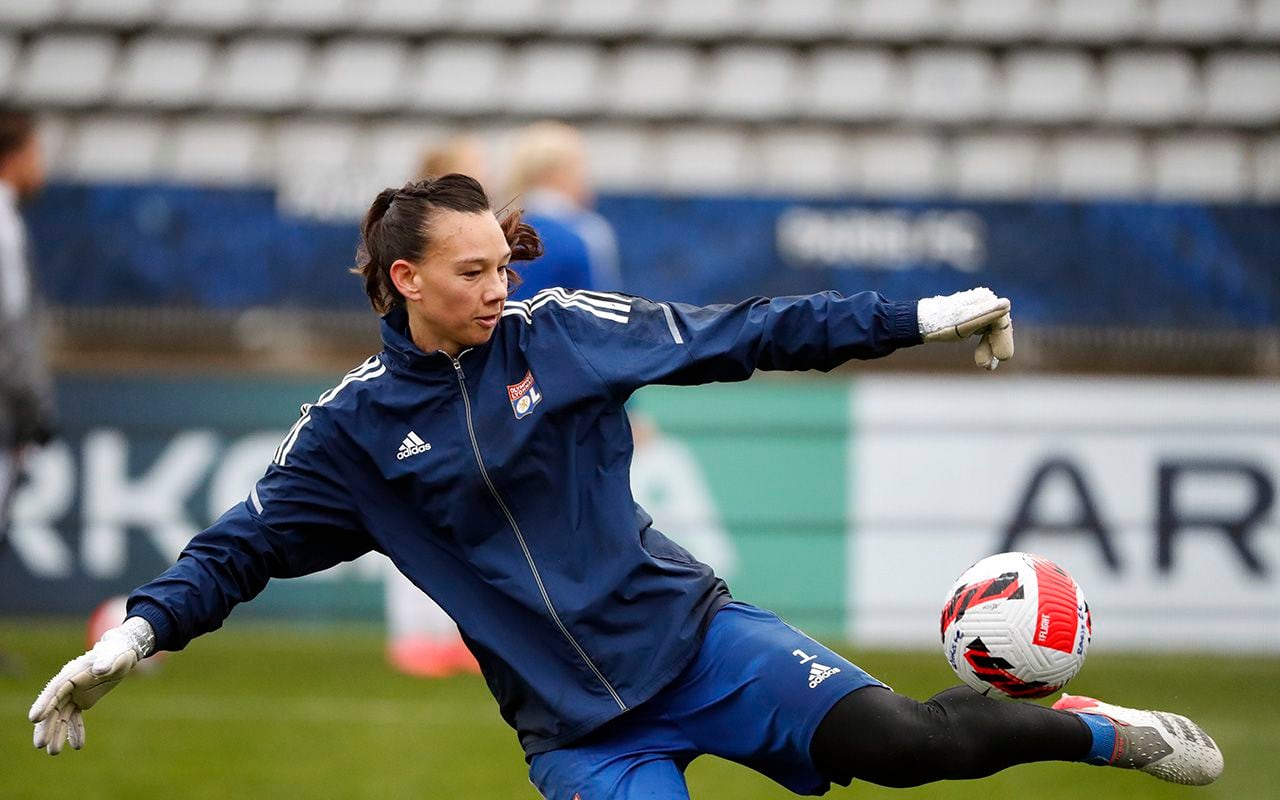 Endler, en un entrenamiento del Olympique de Lyon, su actual equipo