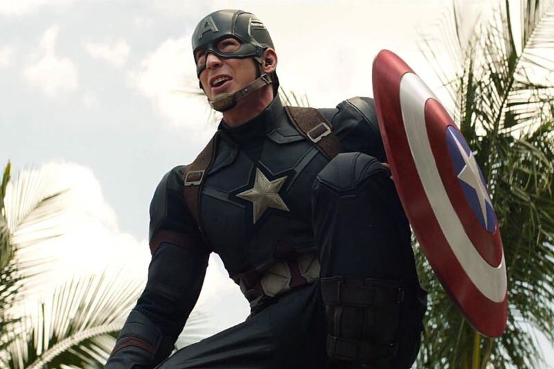 Chris Evans le regalará un escudo del Capitán América al niño que salvó a  su hermana del ataque de un perro