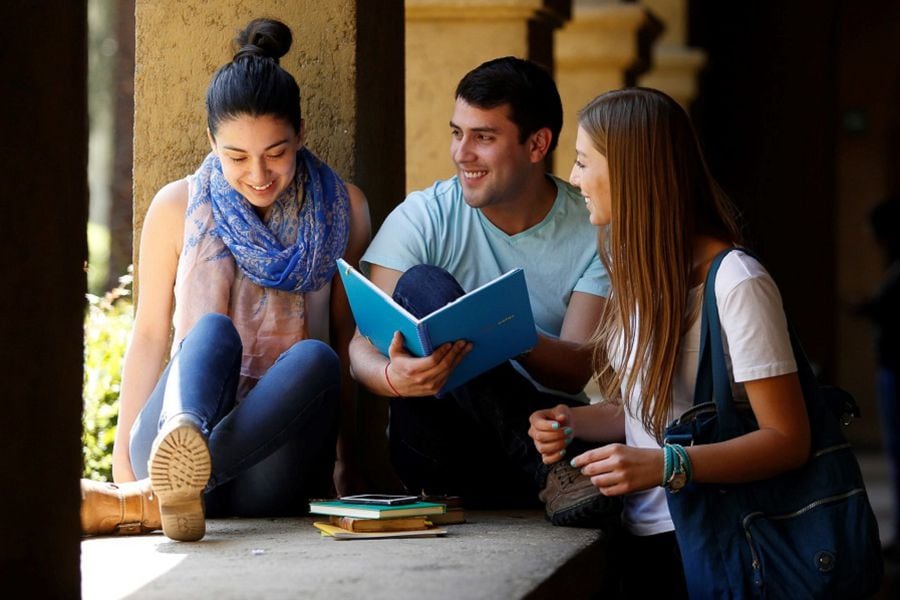 Todo Lo Que Debes Saber Sobre Becas Y Beneficios Para Estudiar Una ...