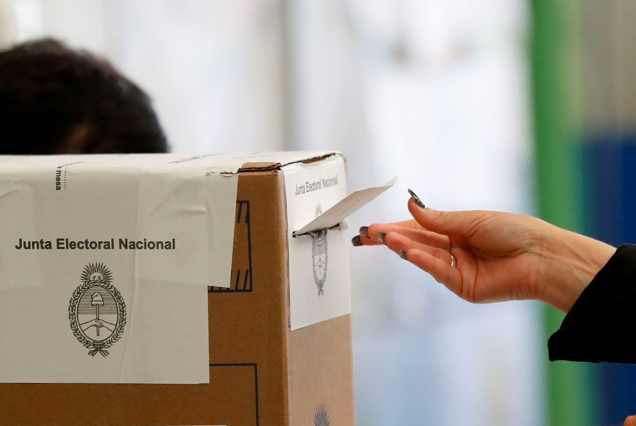 Argentines vote in primary legislative elections, in Buenos Aires