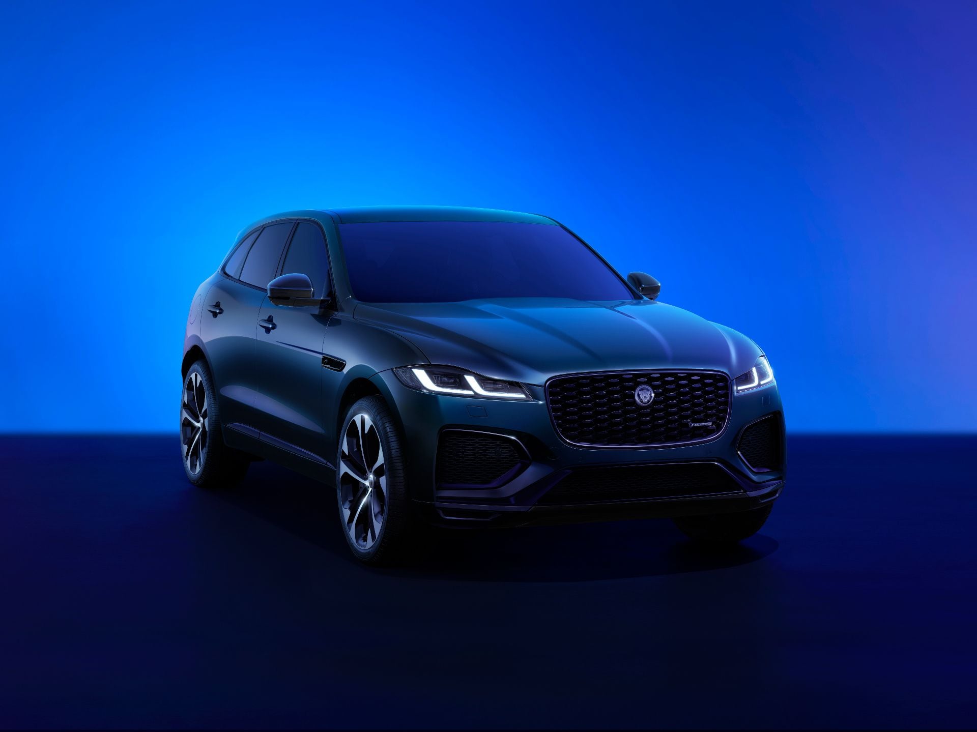 Jaguar prepara su nuevo F-Pace para el 2024