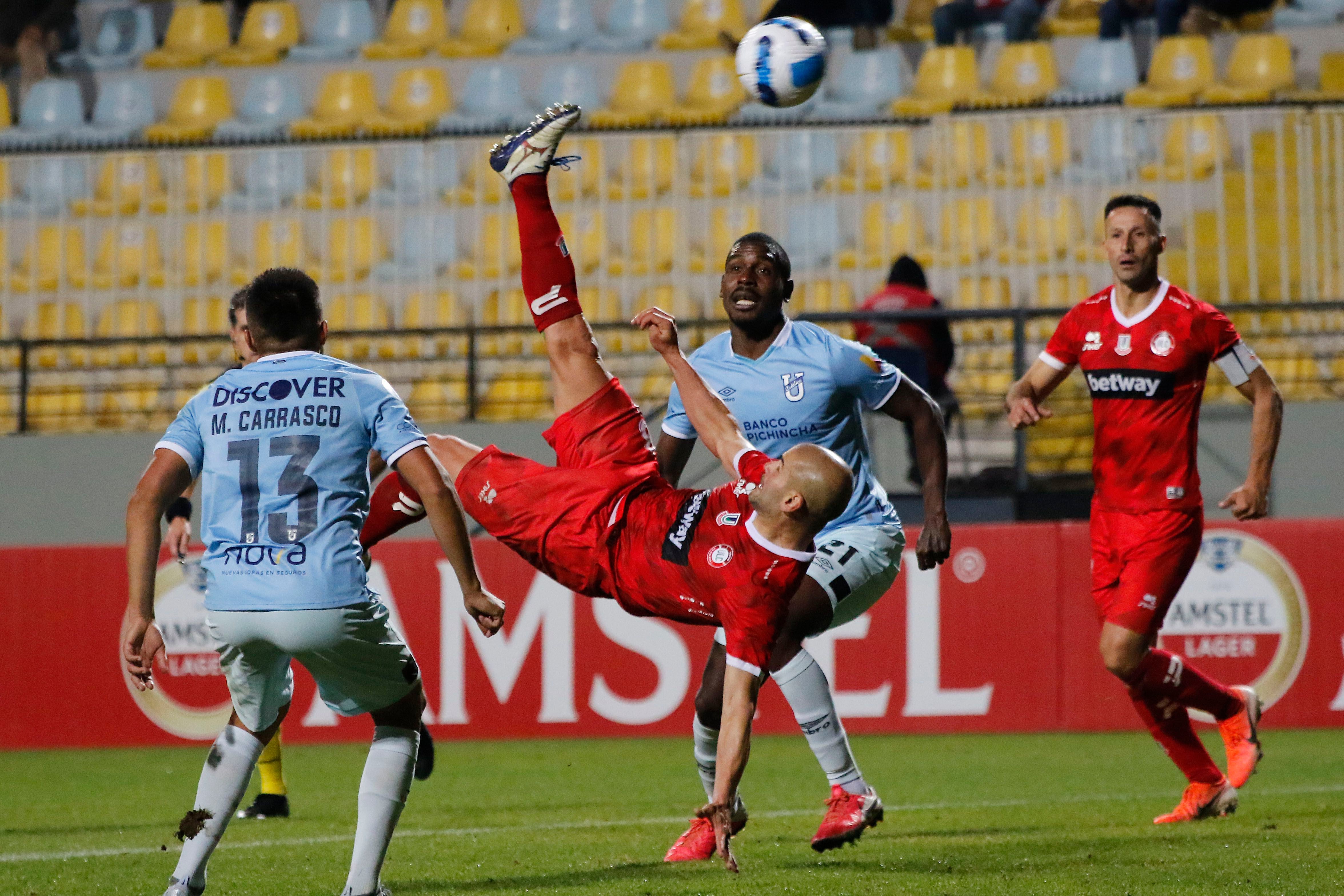 Copa Sudamericana 2022- Union La Calera (CHI) vs Universidad Catolica (ECU)