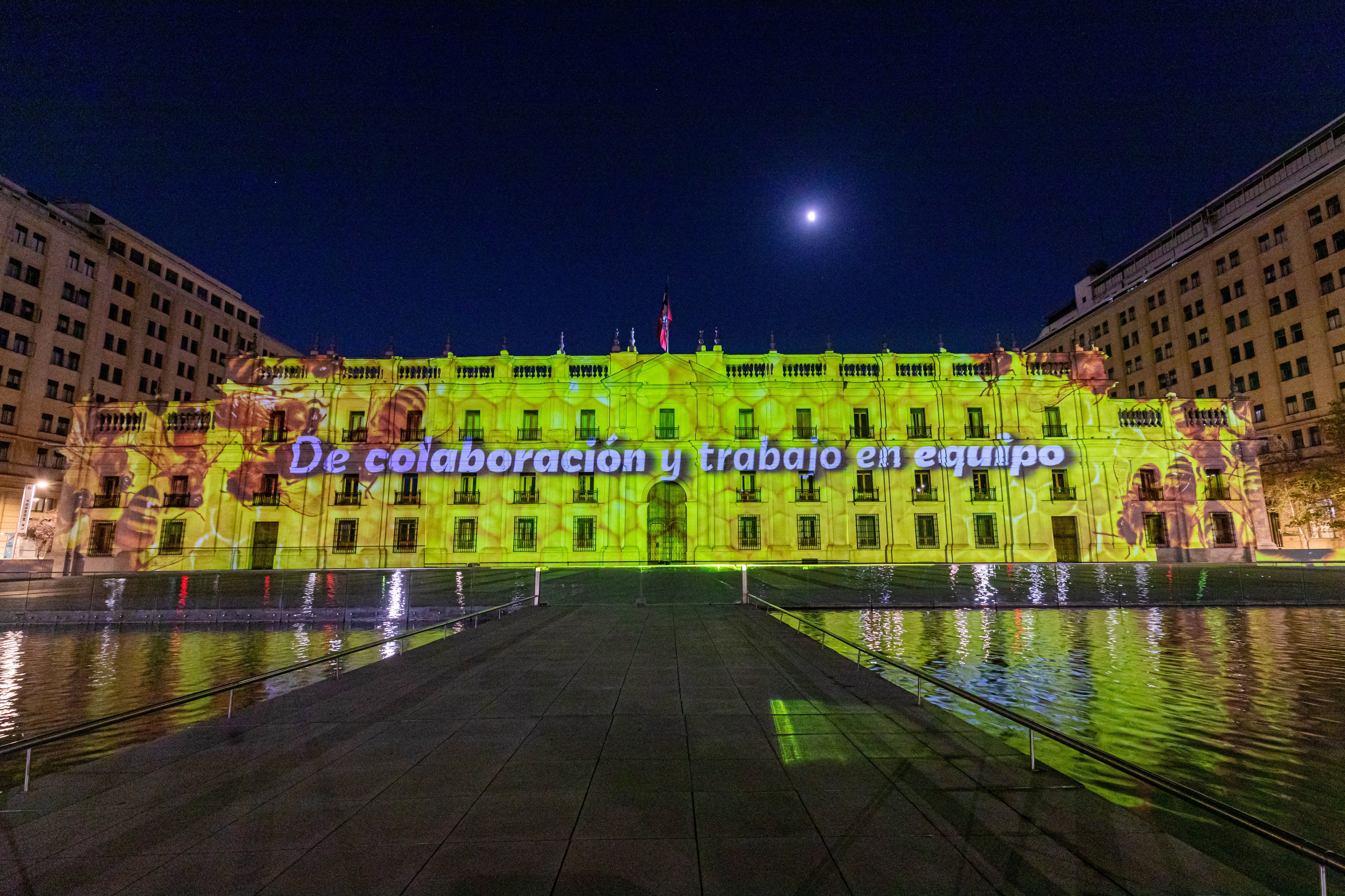 Frontis La Moneda Boric