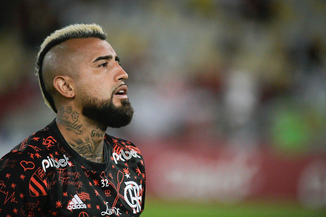 Arturo Vidal debutó en el estadio Maracaná con la camiseta de Flamengo