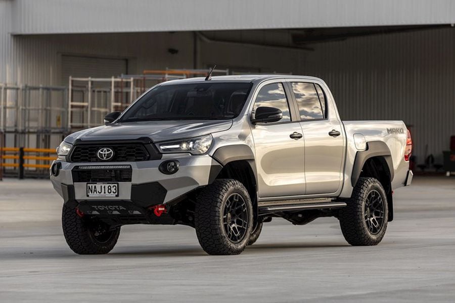 Bautizada como el tiburón más voraz: Toyota le da un look más afilado a la  Hilux - La Tercera