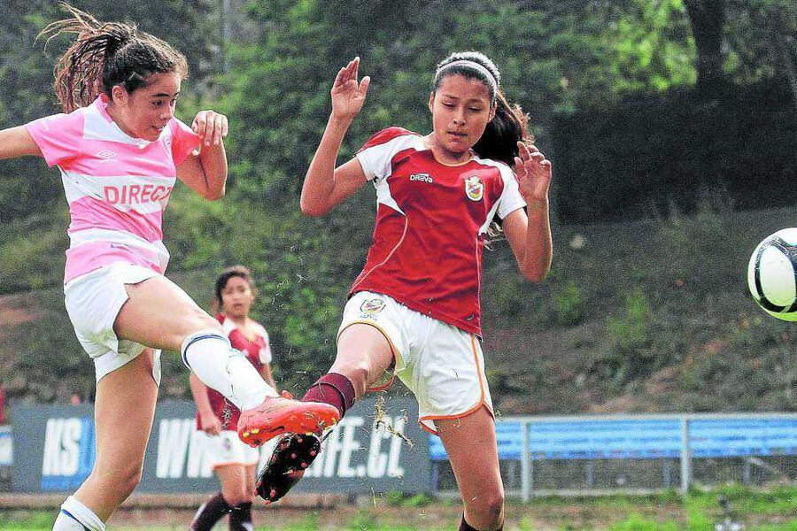 Fútbol femenino: goles que apuntan alto y que ahora también los disfruta la  selección - EL PAÍS Uruguay