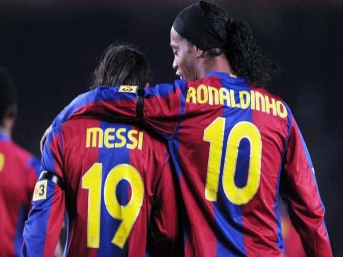 lionel-messi-y-su-conmovedor-mensaje-a-ronaldinho-600910-1.jpg