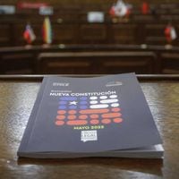 Velasco, Larraín y Valdés: tres exministros de Hacienda frente a la nueva Constitución
