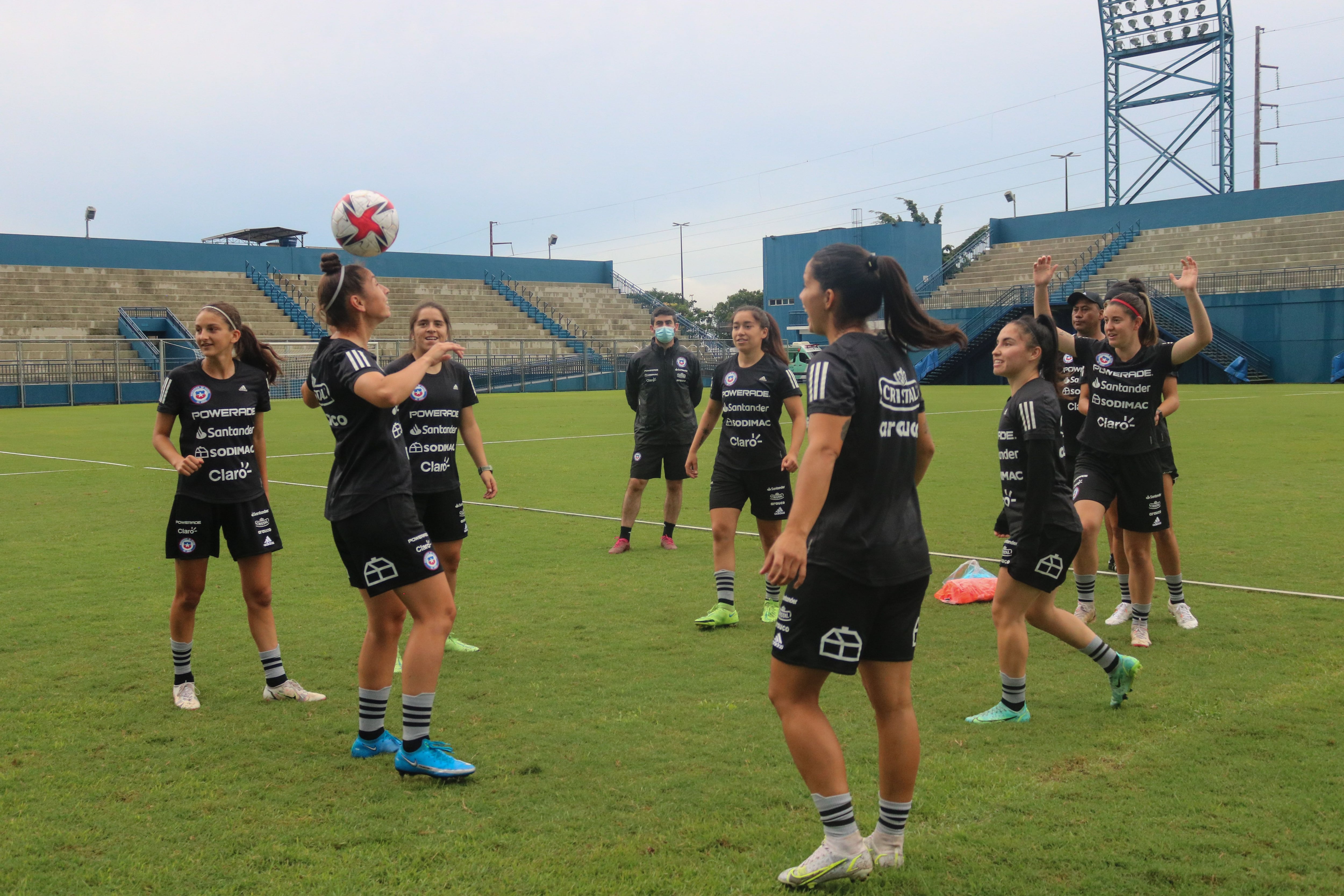 La Roja, Selección femenina, Manaos