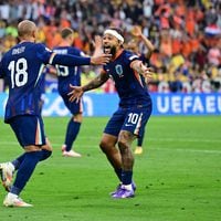 Países Bajos cumple con su favoritismo goleando a Rumania en la Eurocopa