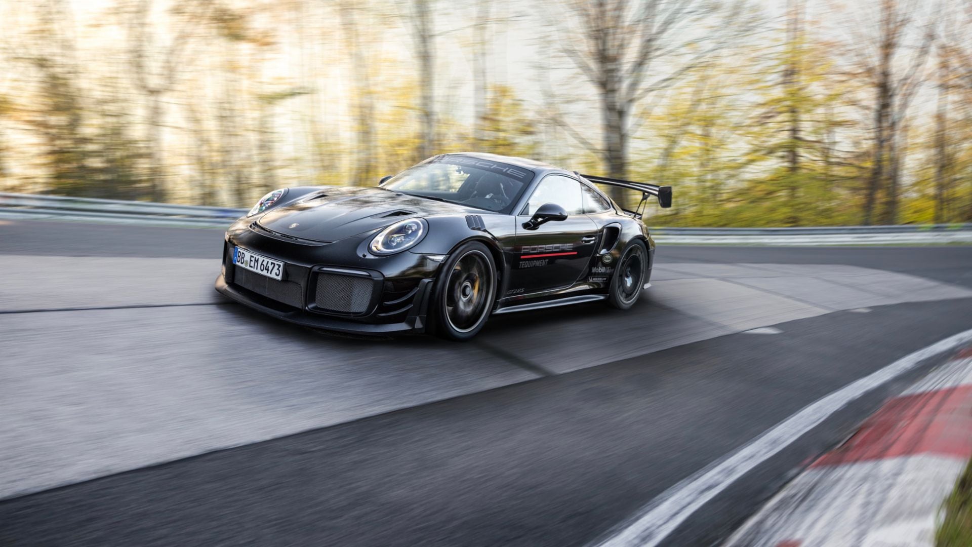 Porsche 911 GT2 RS