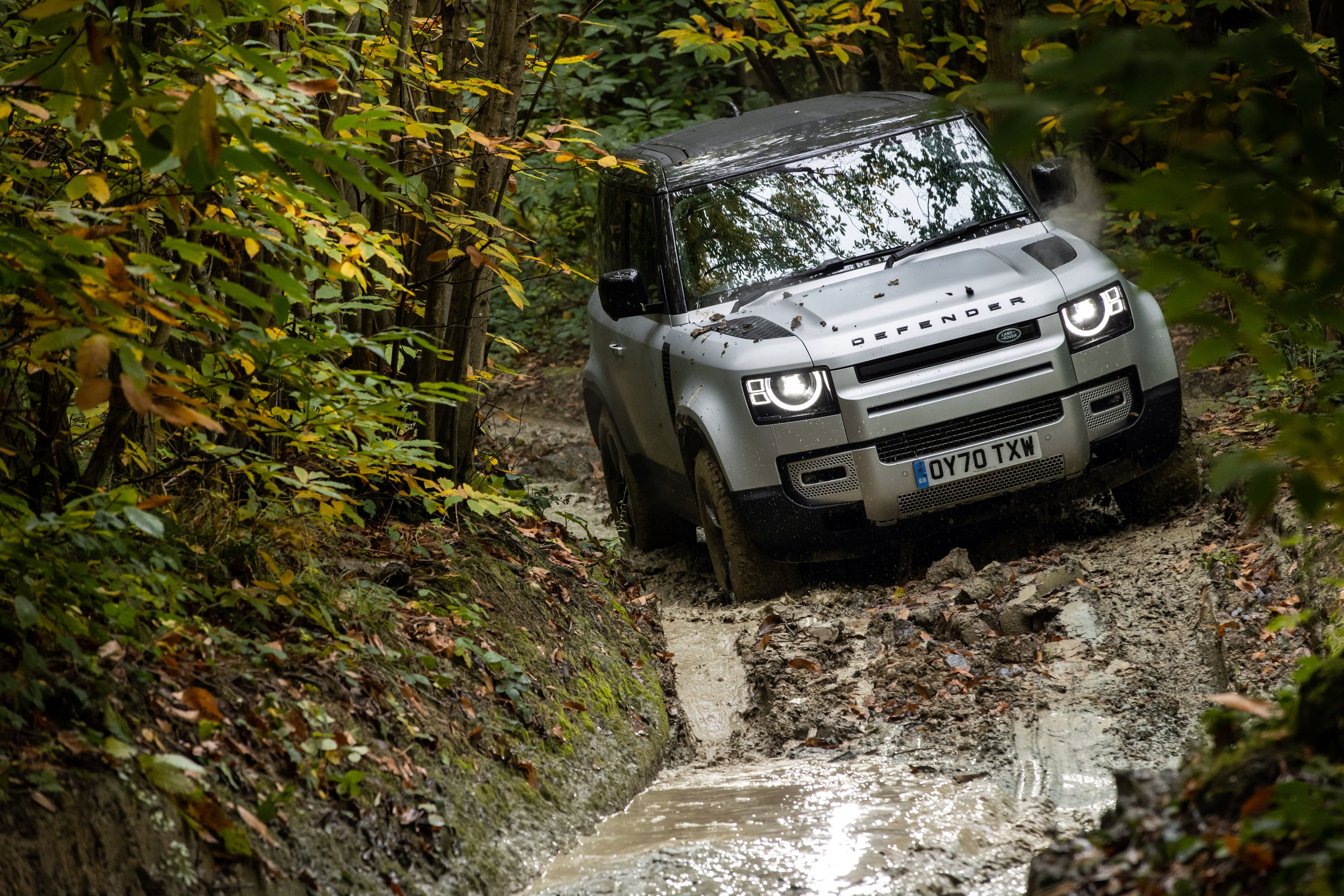 Land Rover Defender 90