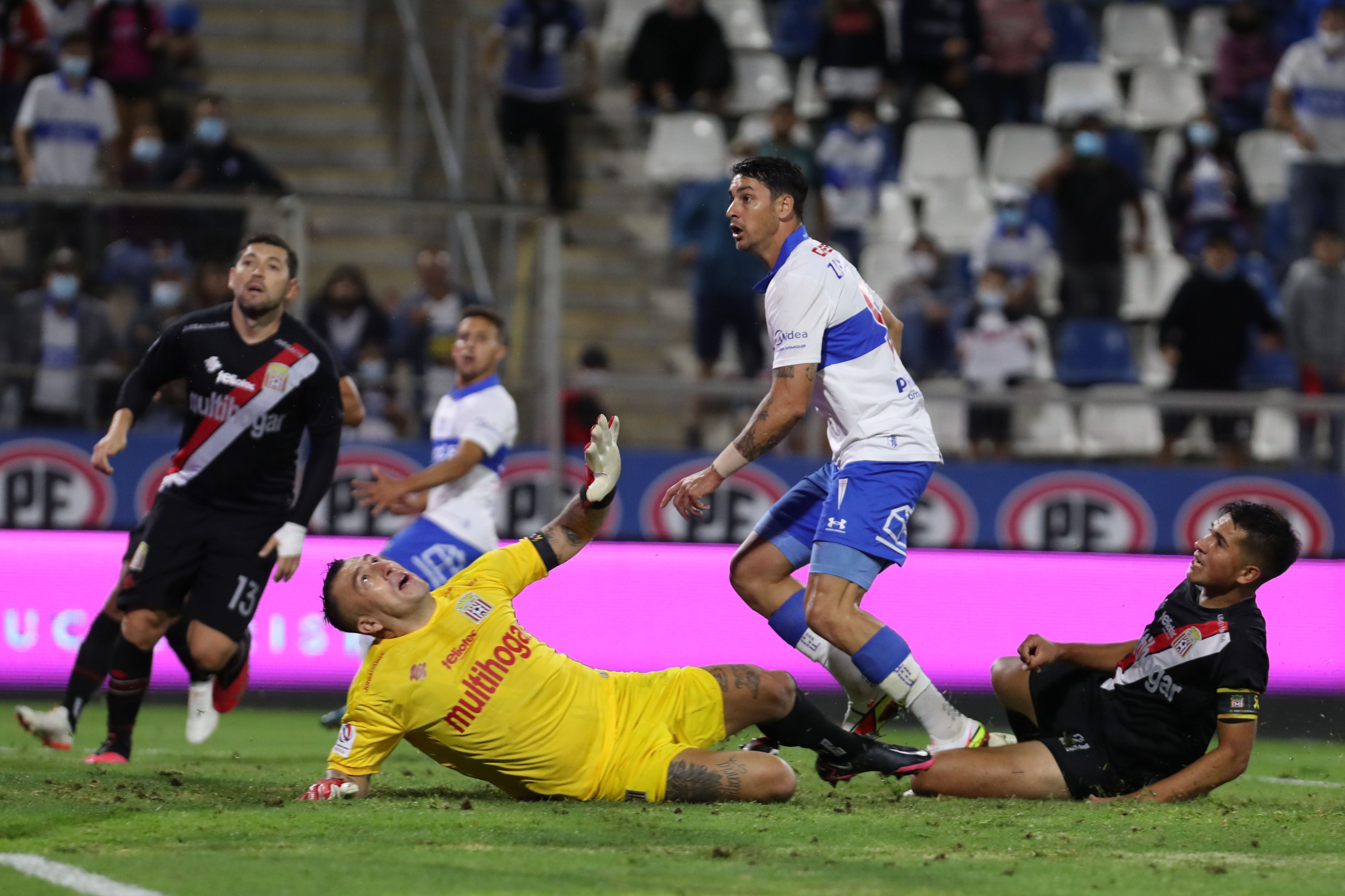 Universidad Catolica vs Curico Unido