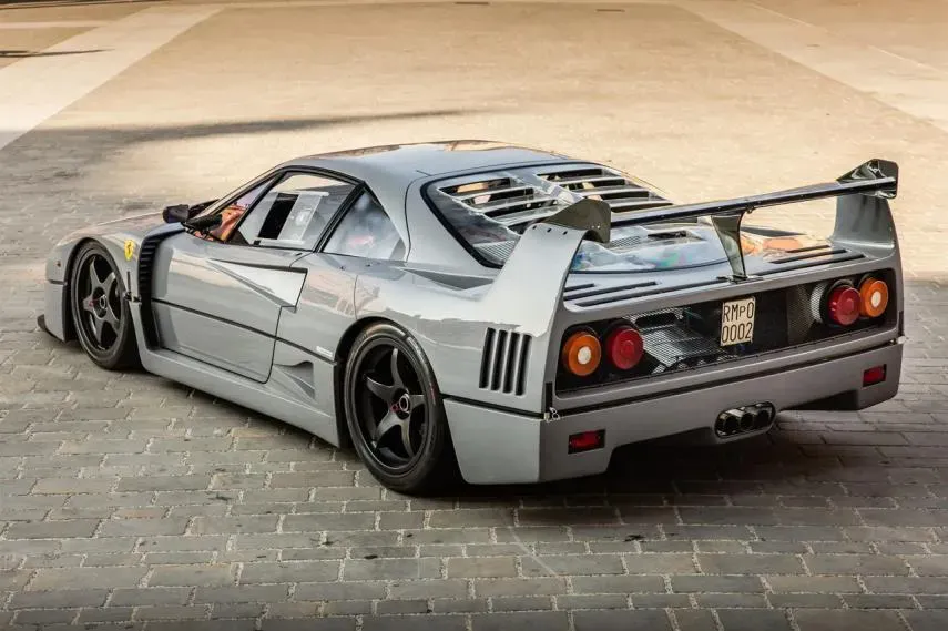 Ferrari F40  Competizione