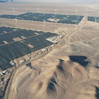 “El centro de generación renovable hibrido más grande de Chile”: Enel inicia la operación de una central fotovoltaica