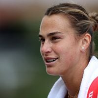 Wimbledon pierde a una de sus estrellas: Aryna Sabalenka se baja del torneo por lesión