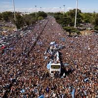 Columna de Andrés Benítez: El atroz encanto de ser argentino