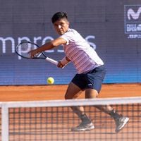 De hacer clases para juntar dinero a disputar su primera final de challenger: la historia de Matías Soto, la nueva cara del tenis chileno