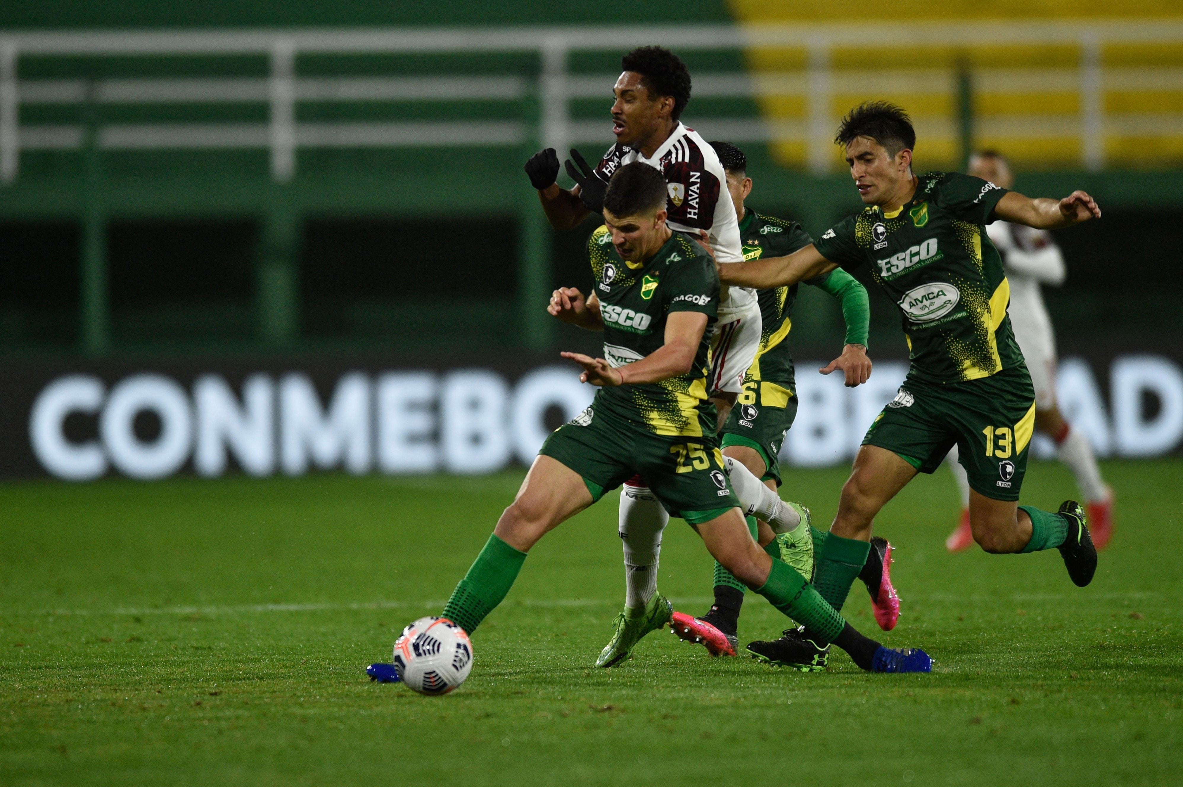 Tomás Cardona, en un duelo frente a Flamengo, por la Copa Libertadores 