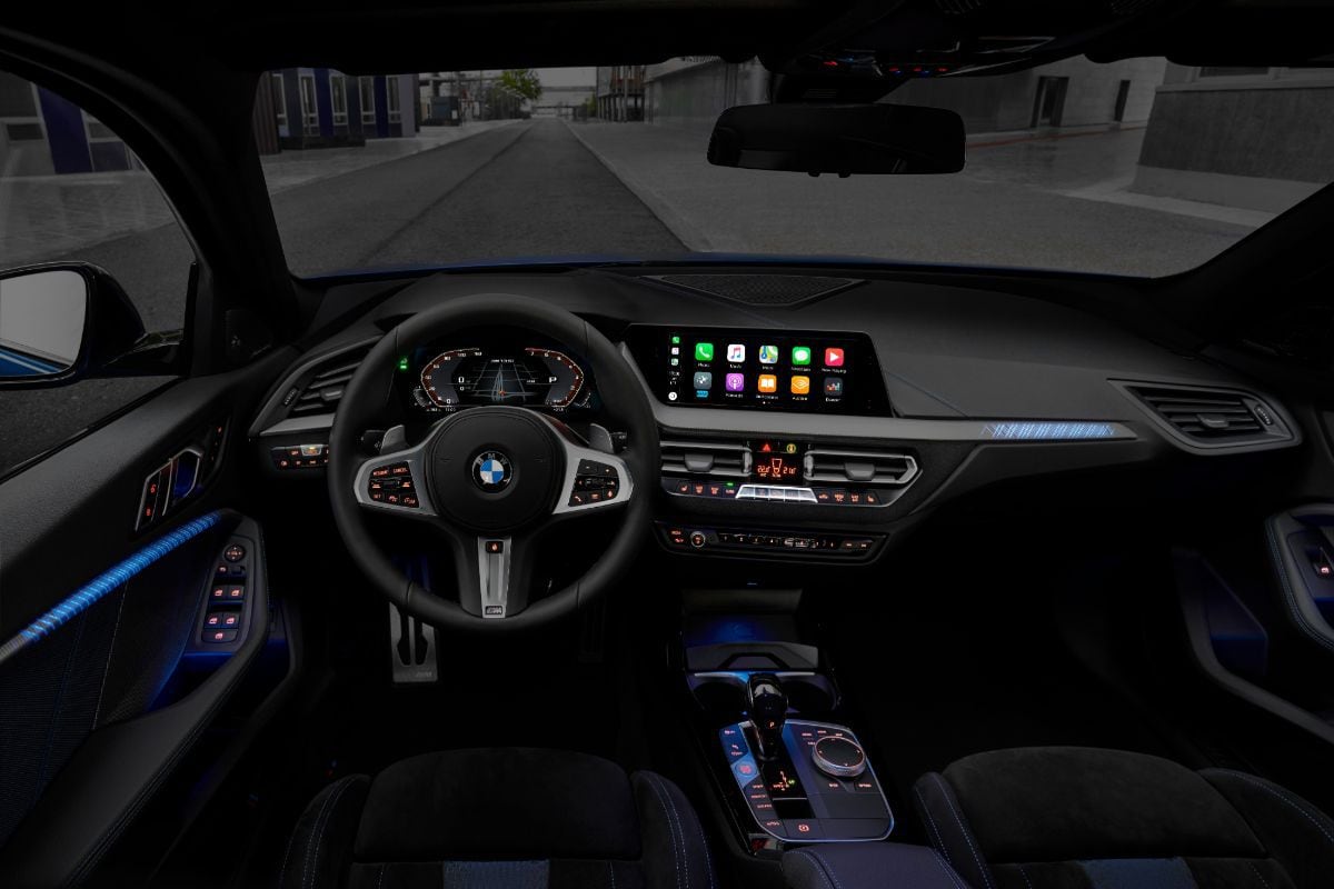 P90349590_highRes_the-all-new-bmw-1-se.jpg