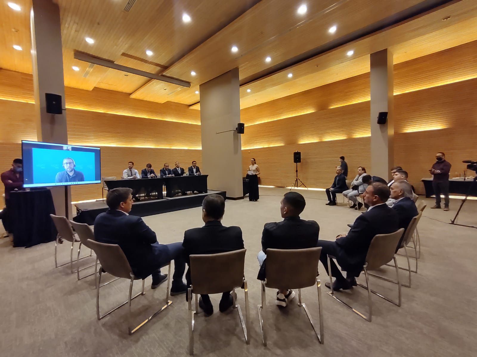 La reunión en que se lanzó la Asociación Gremial de Agentes de Fútbol de Chile.