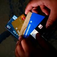 La columna de Alejandro Puente: “Enfrentando con decisión los fraudes y auto fraudes bancarios”