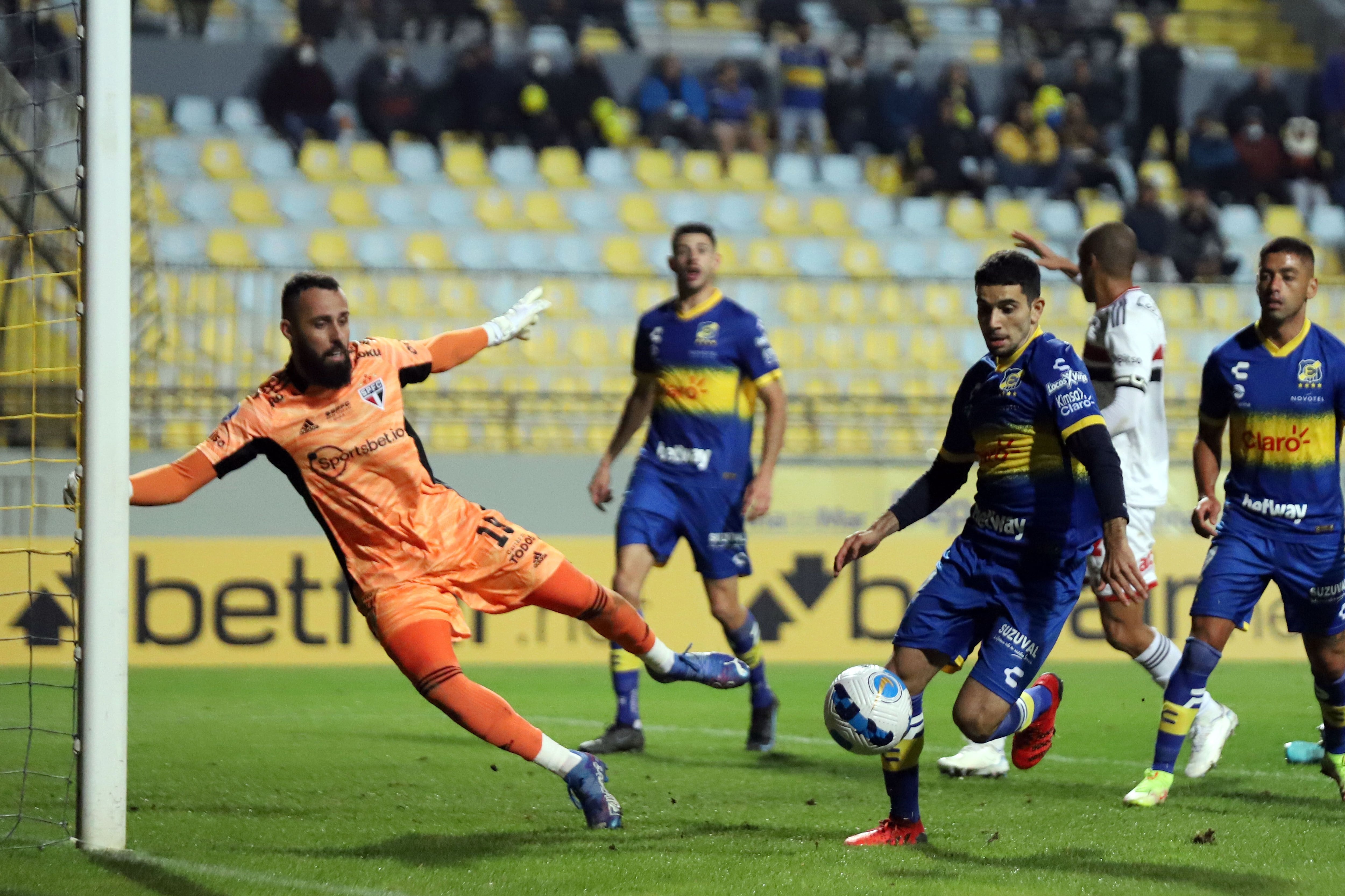 Everton vs Sao Paulo