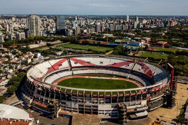 Estadio Monumental Antonio Vespucio Liberti