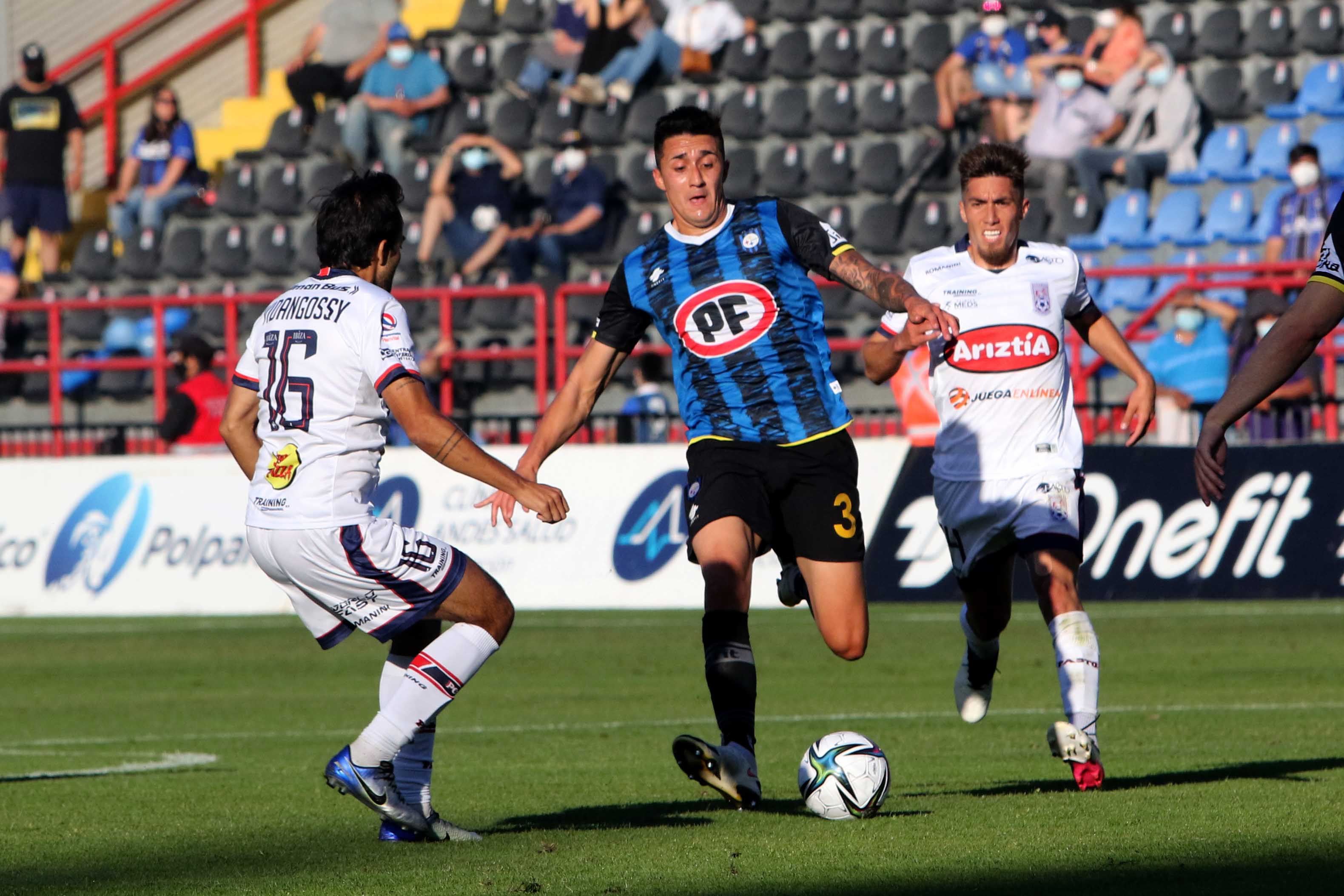 Melipilla y Huachipato jugaron en la última fecha del torneo y ahora se enfrentan en la ANFP para no descender.