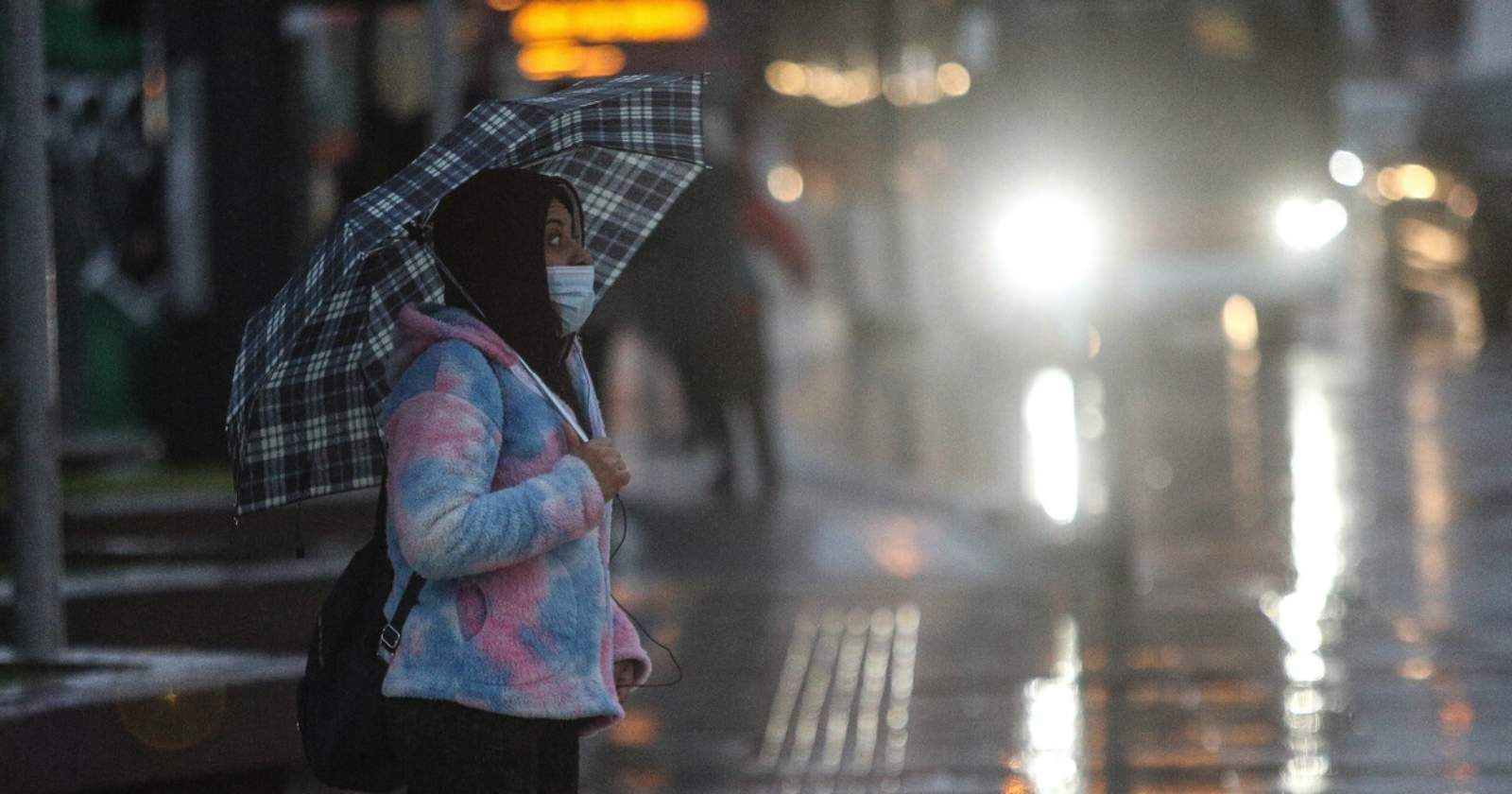 Lluvia, nieve y marejadas anormales: sistema frontal dejará fuertes precipitaciones el fin de semana