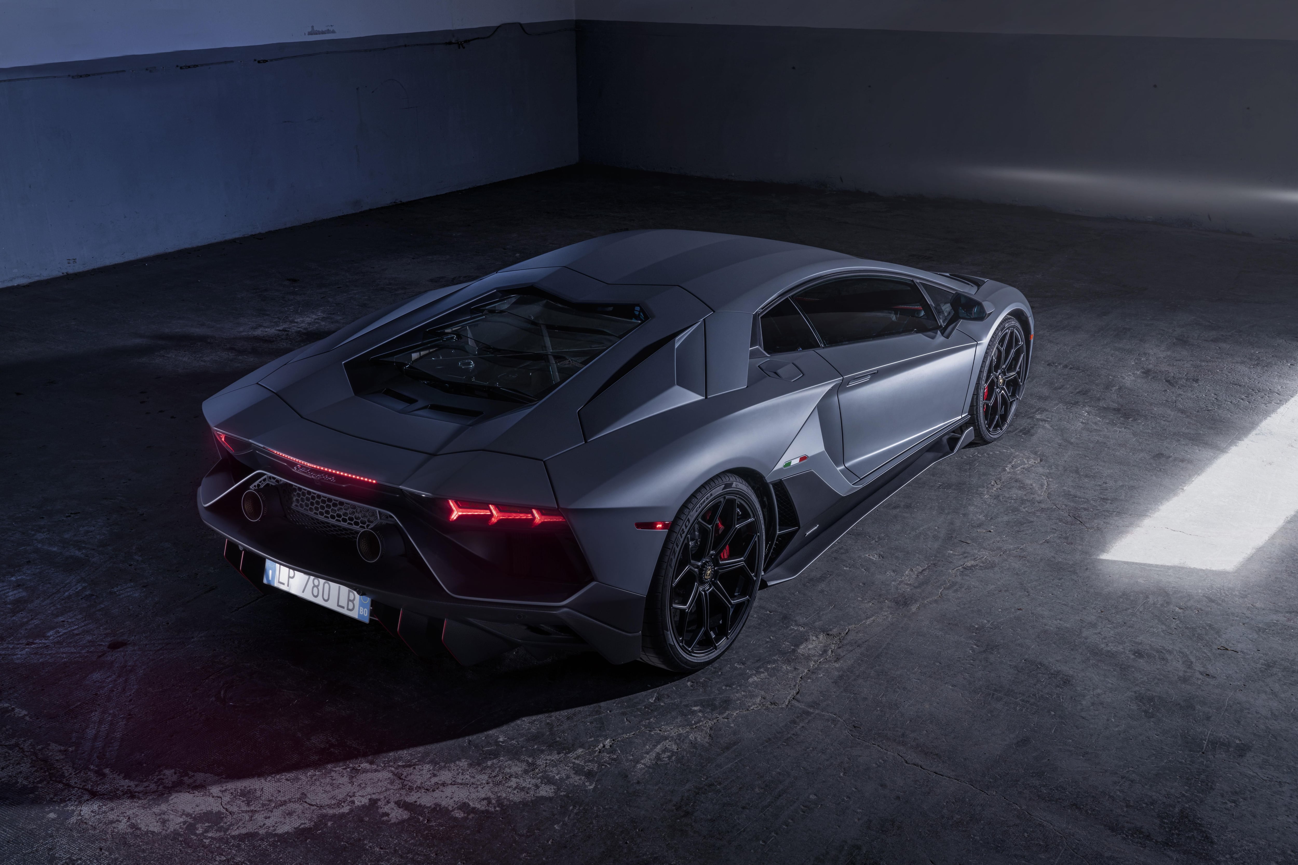 Lamborghini Aventador Ultimae