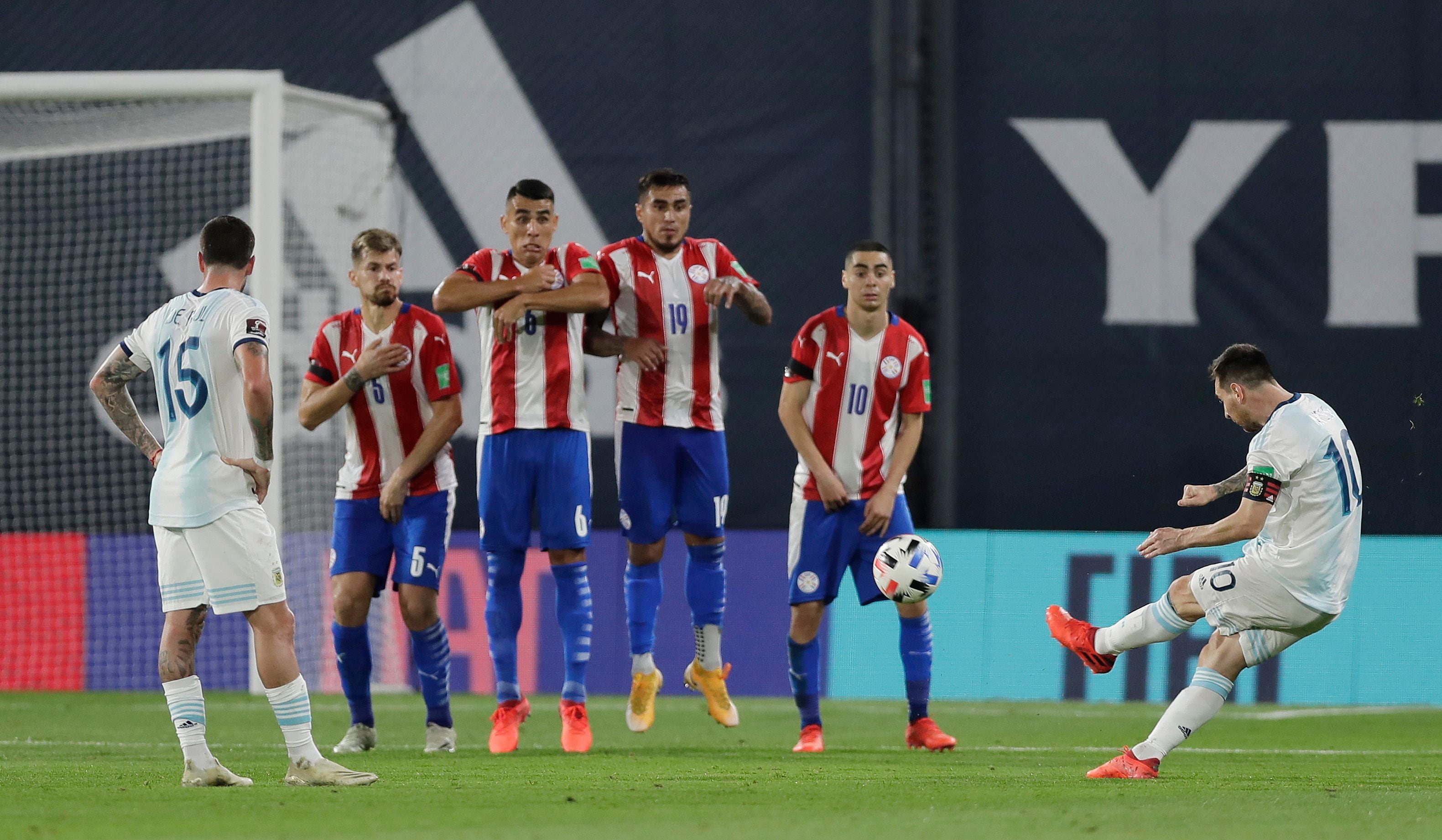 World Cup 2022 South American Qualifiers - Argentina v Paraguay