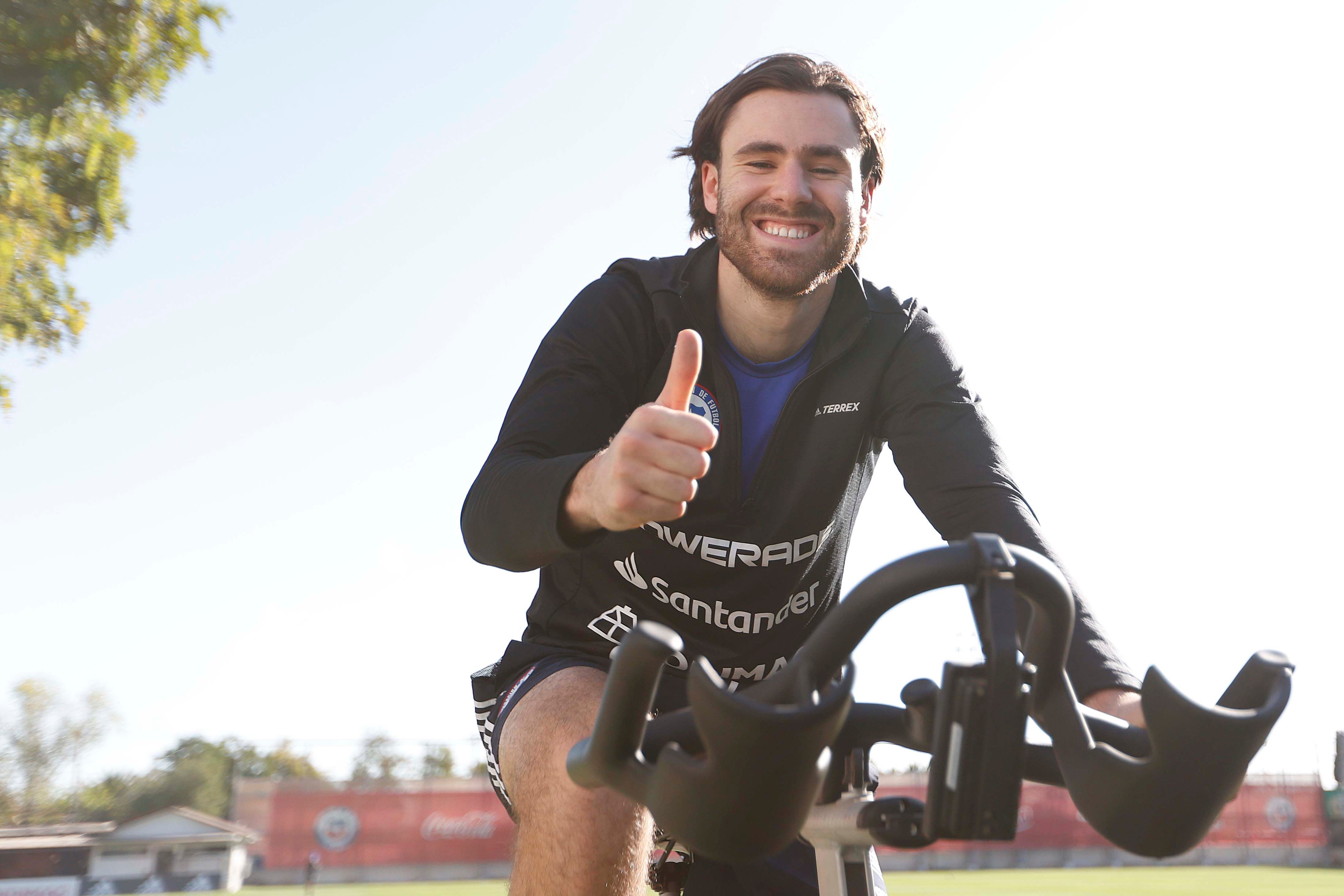 Ben Brereton respondió bien a su primer entrenamiento con la Roja de cara al partido ante Brasil.