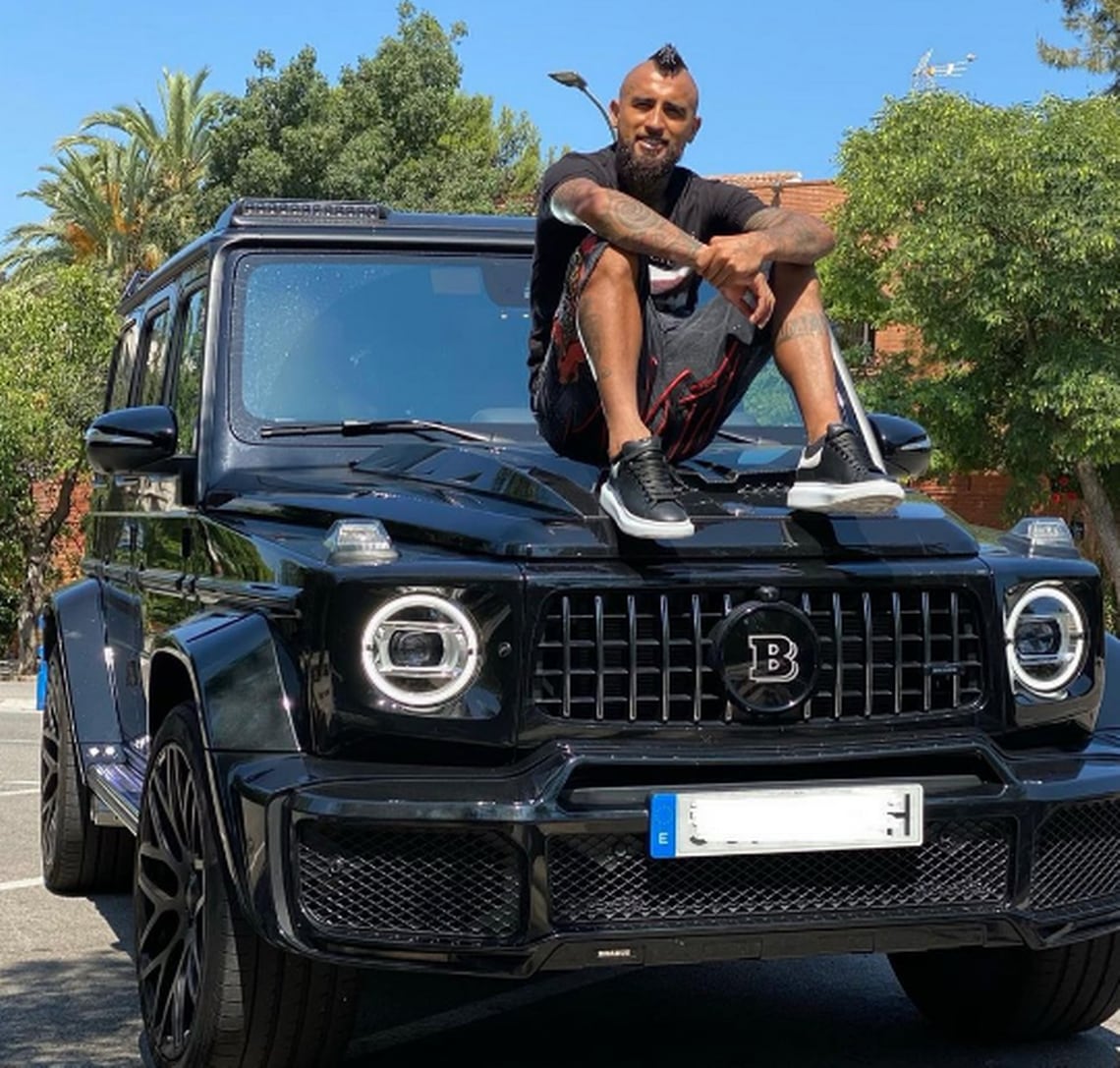 Arturo Vidal autos