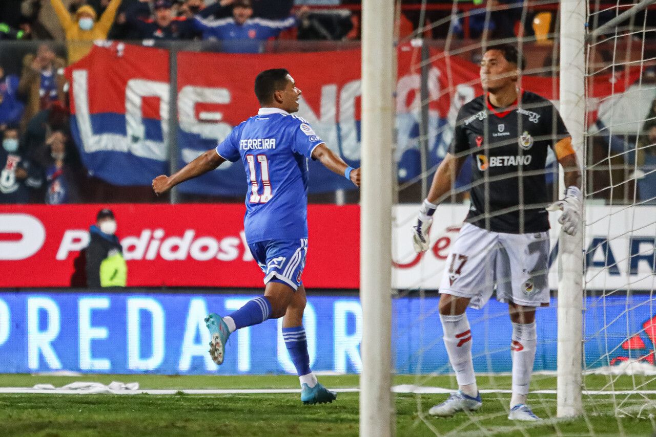 Palacios convirtió el 1-0 de la U sobre La Serena. FOTO: AGENCIAUNO