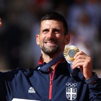 Ganador de absolutamente todo: Novak Djokovic vence a Carlos Alcaraz para saldar su deuda olímpica y completar el Golden Slam