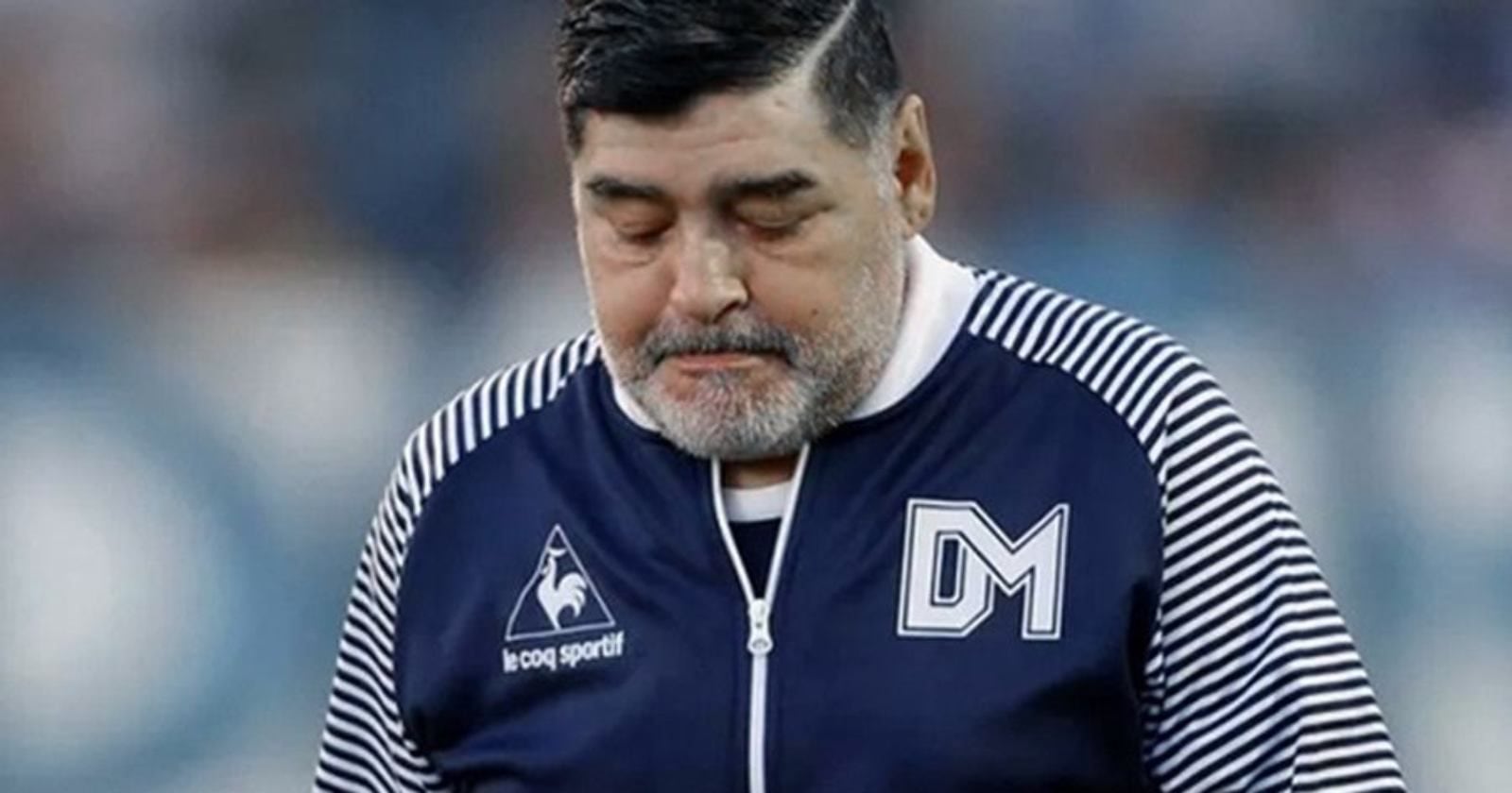 Maradona, en su paso por la banca de Gimnasia y Esgrima.