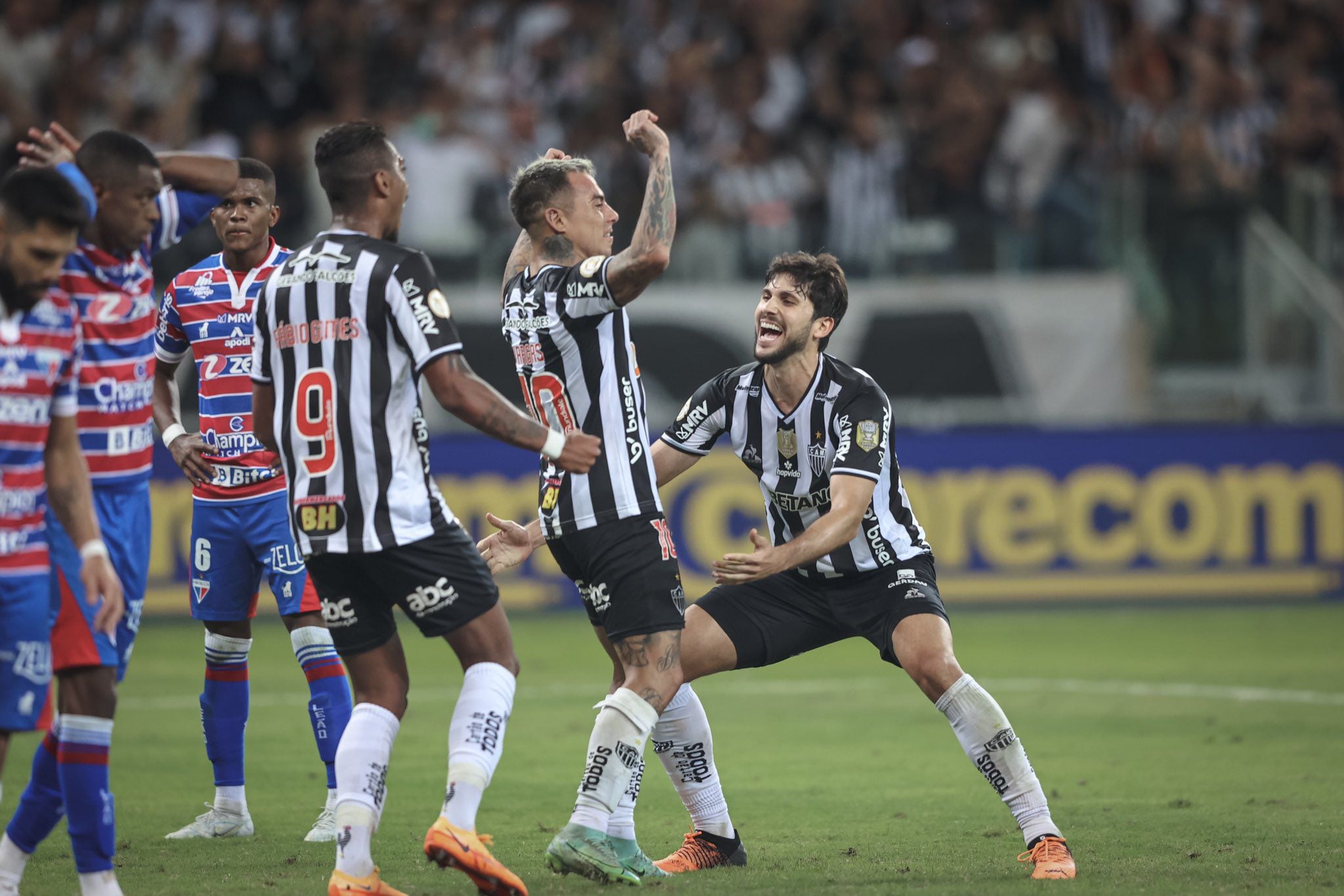 Eduardo Vargas fue la figura del Mineiro frente a Fortaleza.