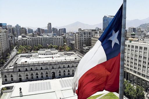 Bandera de Chile - La Moneda