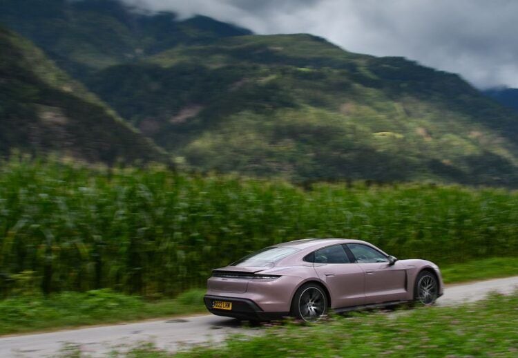 Porsche Taycan récord