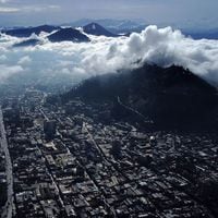 Santiago después de la lluvia: las postales panorámicas con cúmulus que dejó el paso del sistema frontal en la capital
