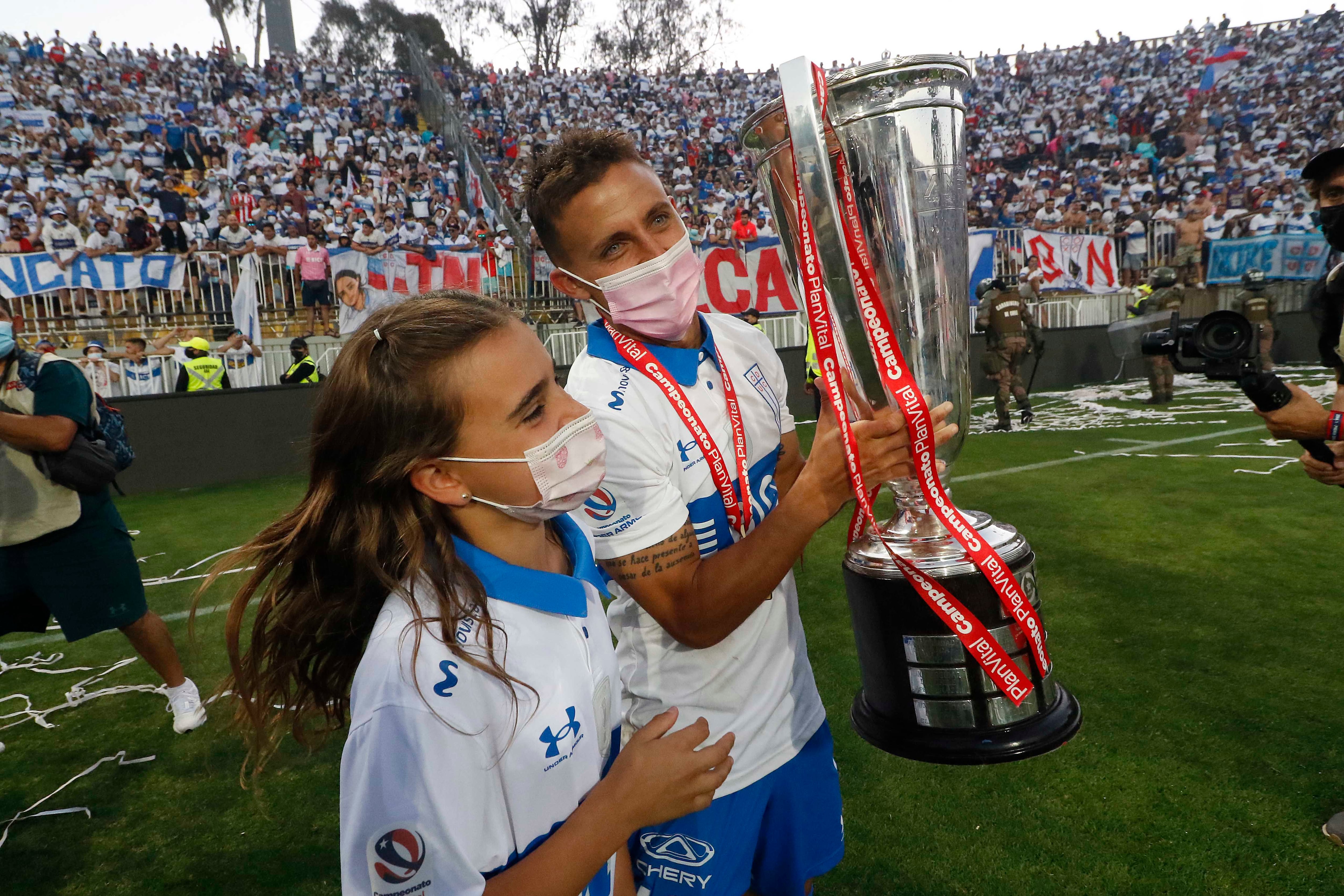 Diego Buonanotte se va de Universidad Católica tras ganar cinco Torneos Nacionales y cuatro Supercopas.