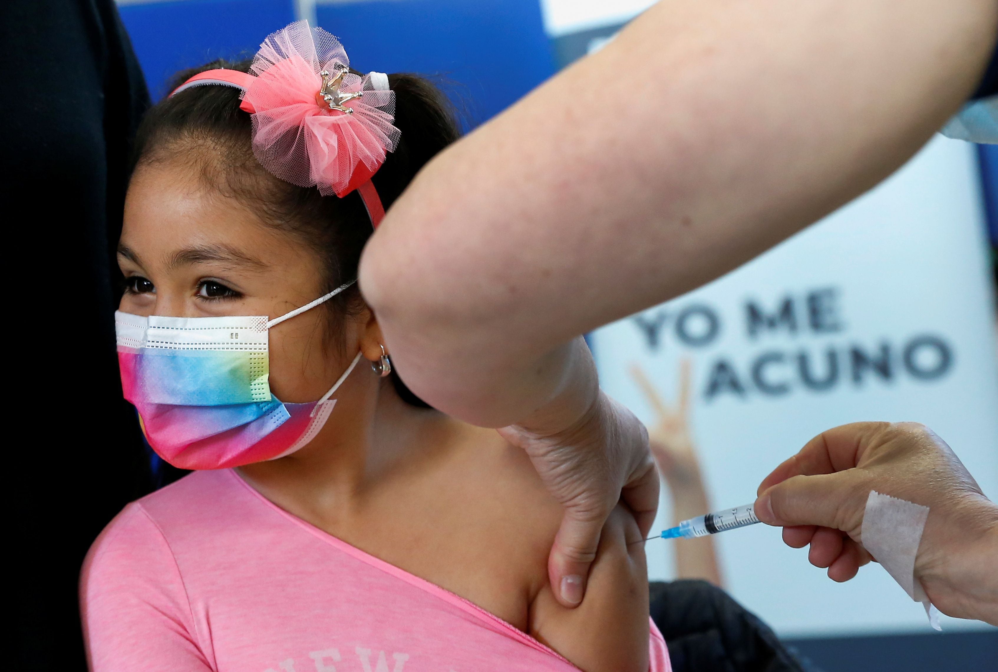 Autoridades chilenas lanzan campaña de vacunación infantil en las escuelas