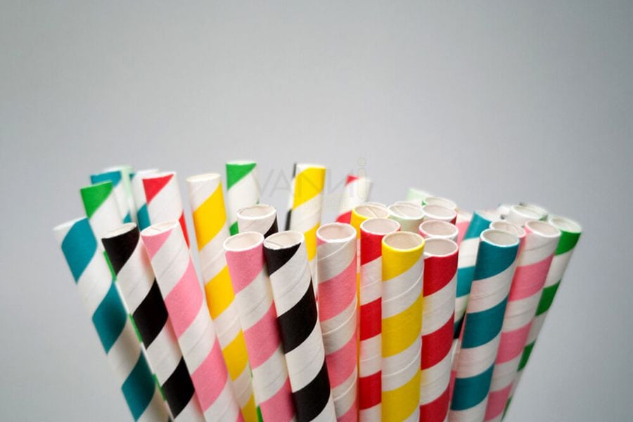 Se descubrió que las pajitas de papel ecológicas contienen sustancias  potencialmente tóxicas » Intriper