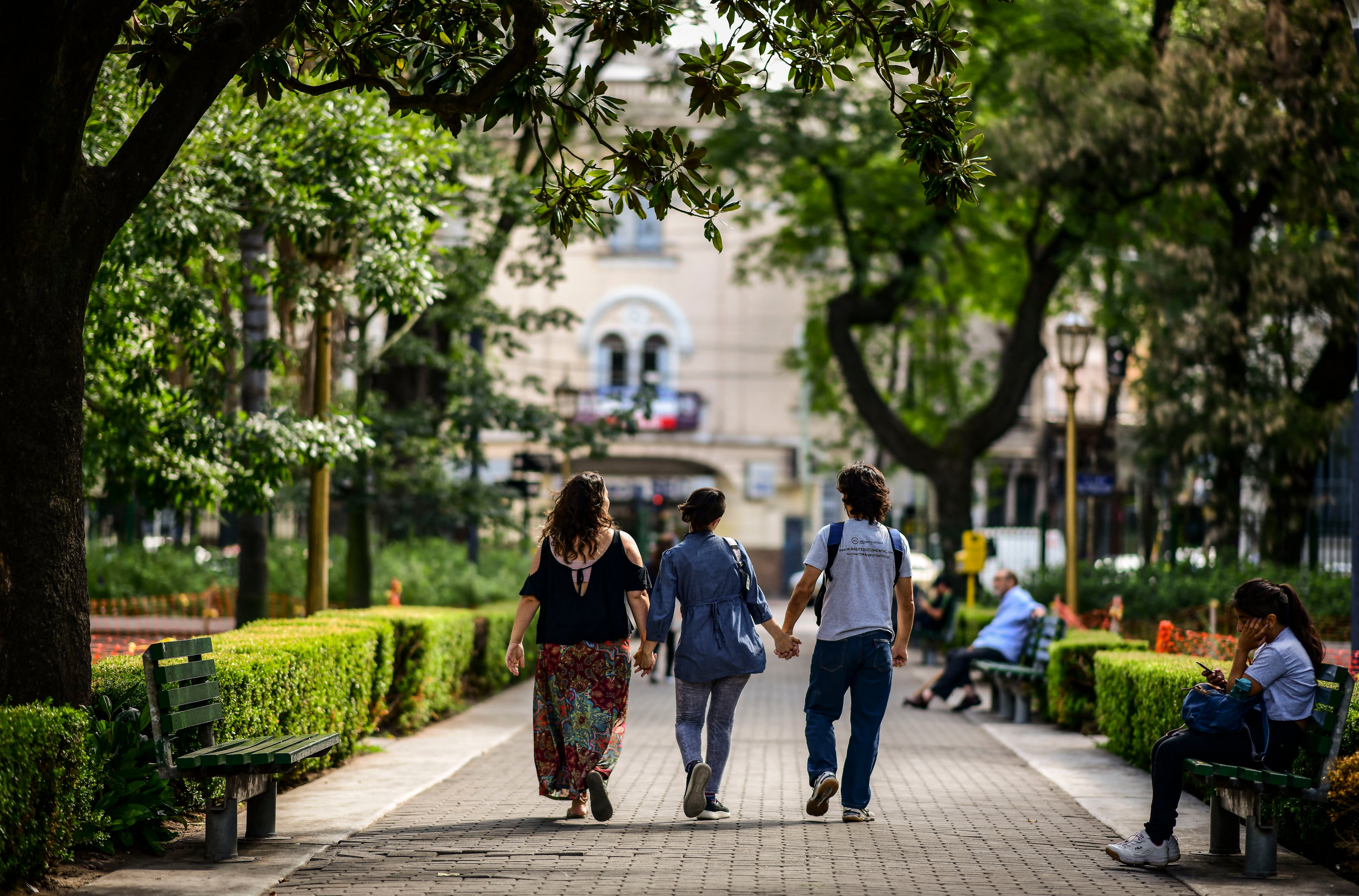 ¿Practicaría el poliamor? Especialistas dicen que es más común de lo que se cree, pero aún muy estigmatizado